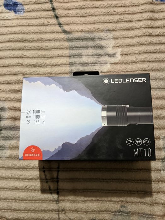 Новий ліхтар Ledlenser MT10 (1000 lm) — Потужний та компактний