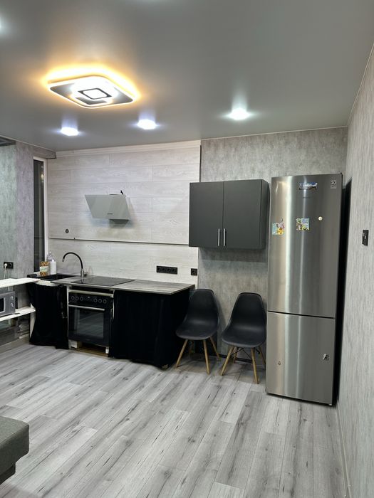 Оренда частини будинку (Центр)