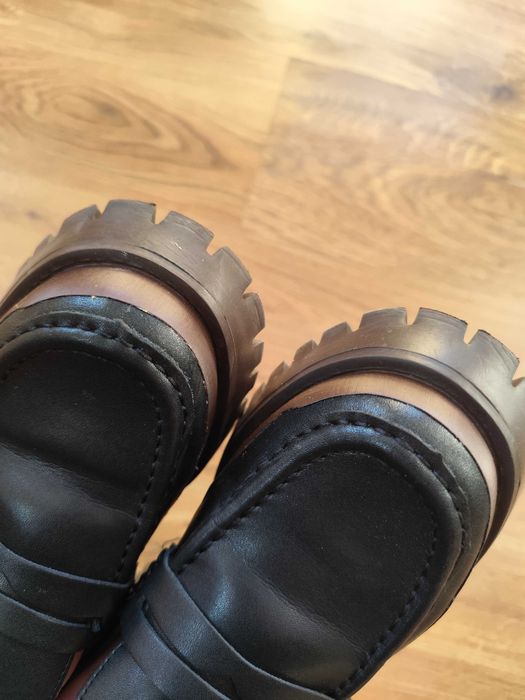 Mokasyny damskie loafersy Bibi Lou 38