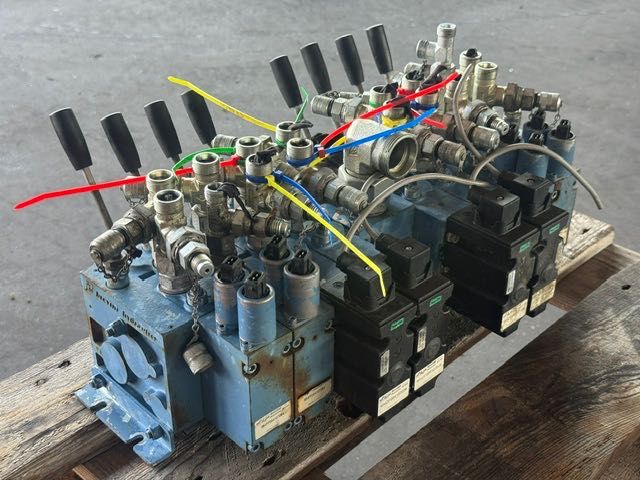 silnik elektryczny 22 kw mocy z pompa toczkowa do agregatu hydraulicznego
