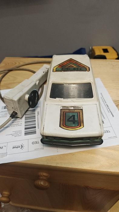 Polski Fiat 125p sinol na kabel prl