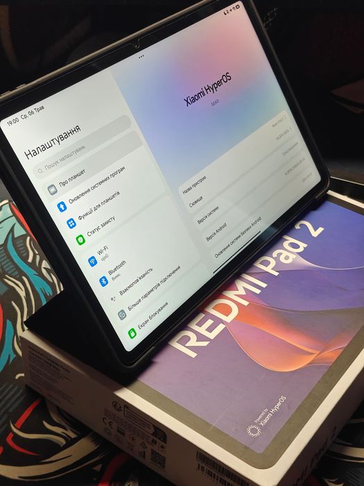 Xiaomi Redmi Pad 2 128 Gb + наклеєне скло, чохол-книжка, зарядний пристрій, кабель, коробка