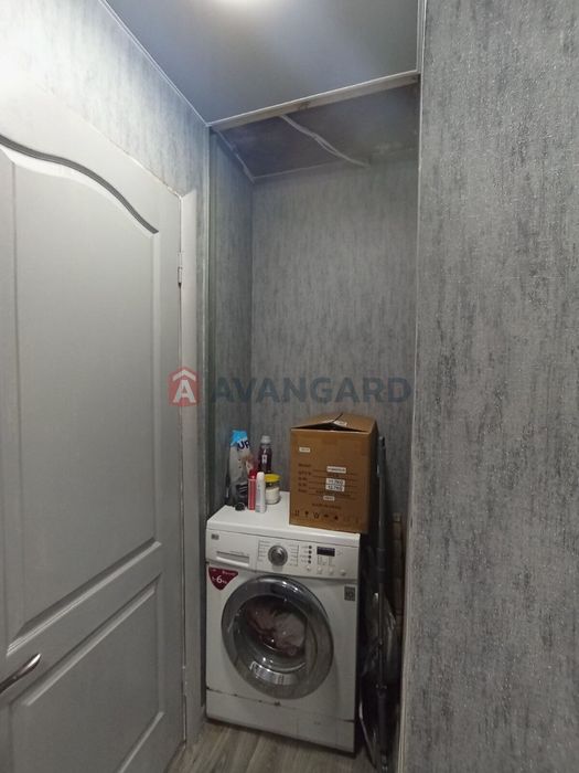 Продам 2-кімнатну квартиру в центрі