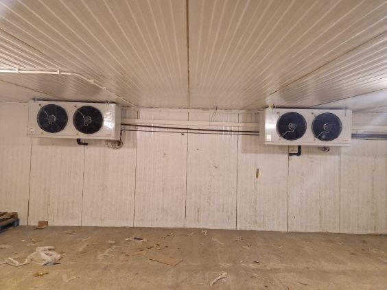 Sprzedam chlodnię-mroźnię stacjonarną