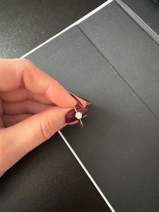 Pierścionek zaręczynowy białe złoto diamenty Savicki