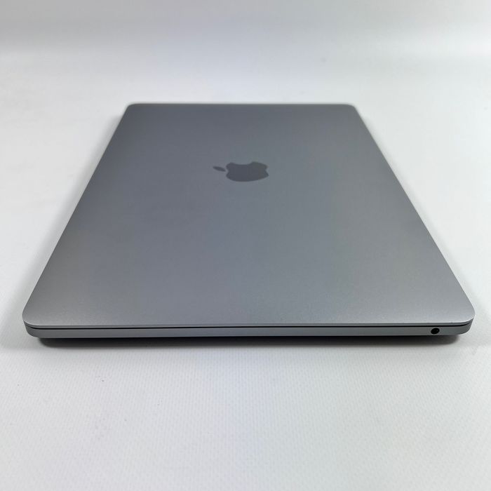 MacBook Pro 13 2022 M2 8GB RAM 256GB SSD Space Gray ГАРАНТІЯ МАГАЗИН