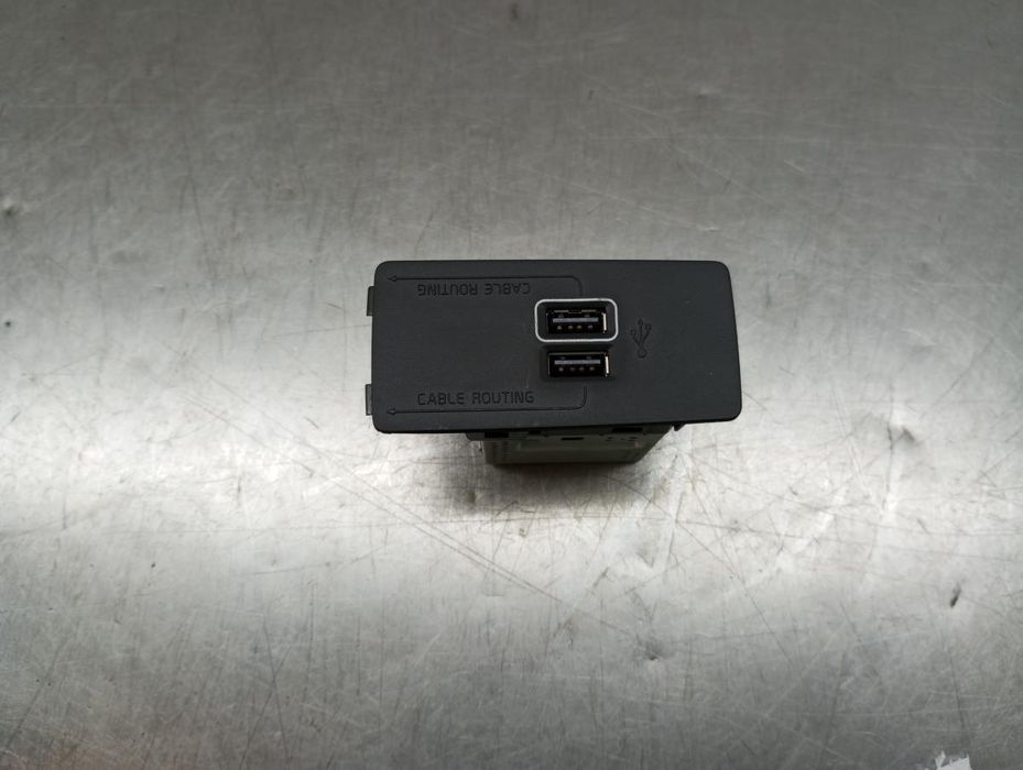 Módulo USB / AUX / IPOD VOLVO XC60 II (246)