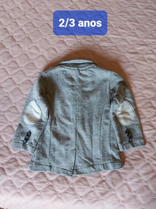 4 Lotes de roupa criança dos 2 aos 5 anos.