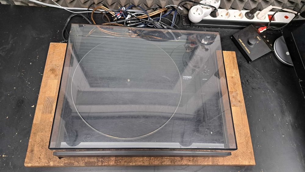 Gramofon Thorens TD-280