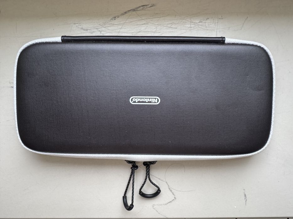 Etui NINTENDO Switch OLED Carrying Case