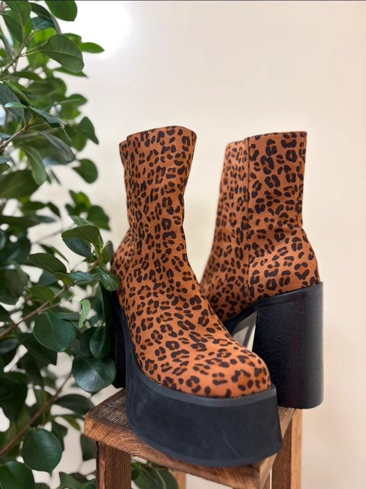 Nowe buty w panterkę