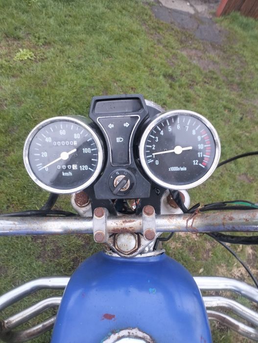 Продам мопед альфу на повному ходу