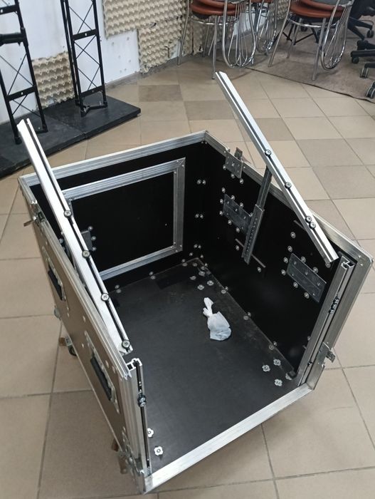 Case/Rack 10u. Mechanizm kątowy