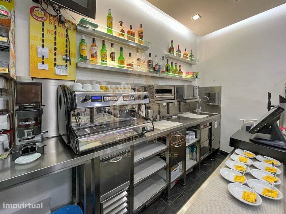 Espaço comercial no coração de Sesimbra