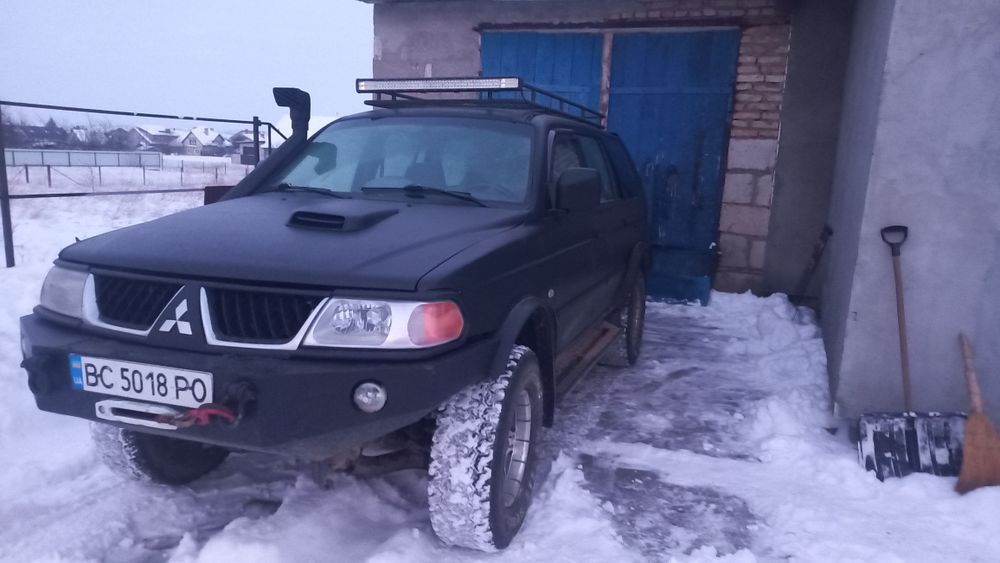 Продам Mitsubishi Pajero 2.5 TD