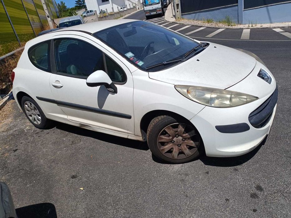 PEUGEOT 207 Comercial