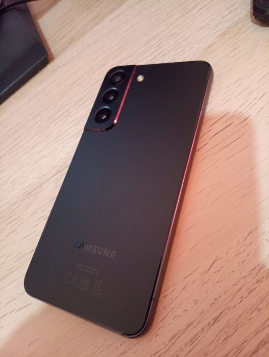 Samsung Galaxy S22 5G (Preto) e carregador Ultra rapido