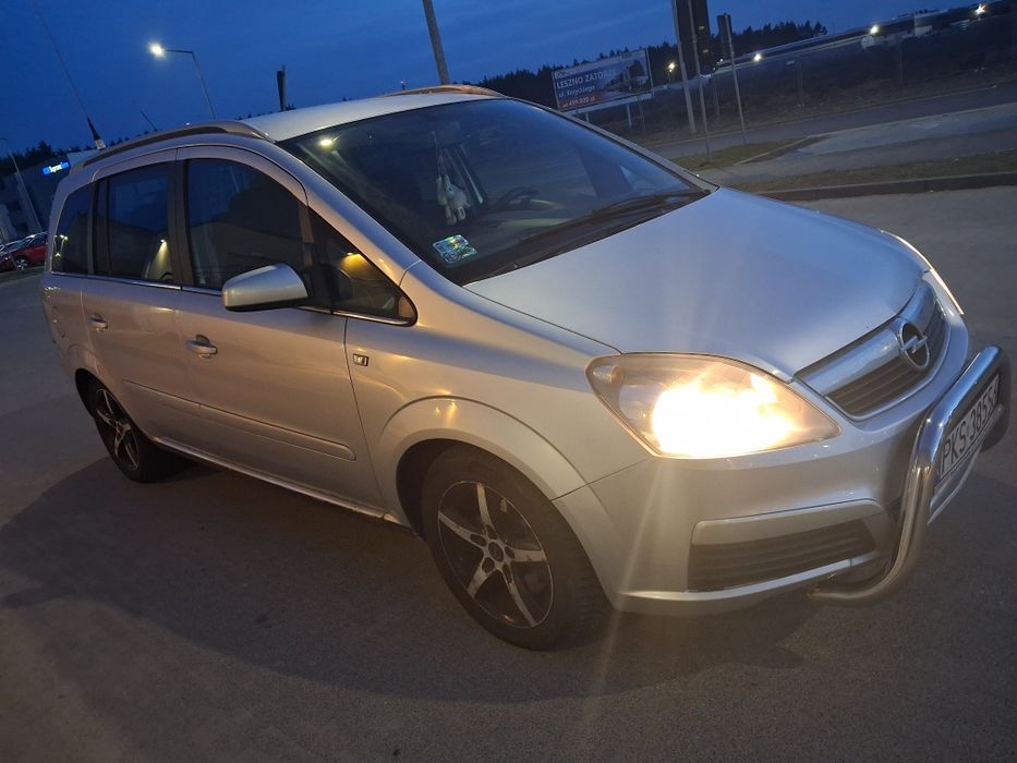 Opel zafira 7-osobowy