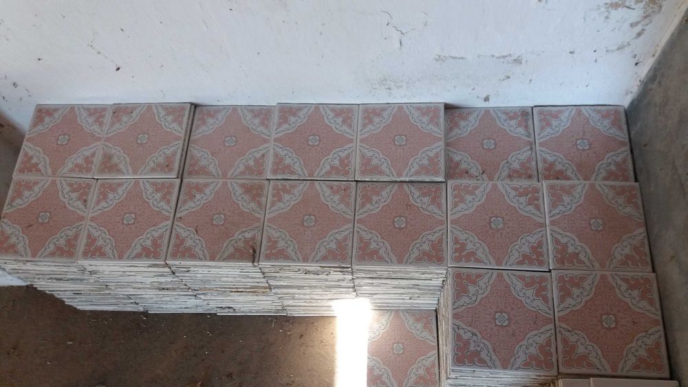 800 Azulejos Mandala Rosa Claro Usados