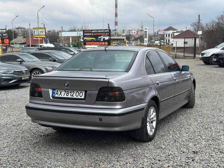 BMW 523 2.5 газ/бензин Автомат
