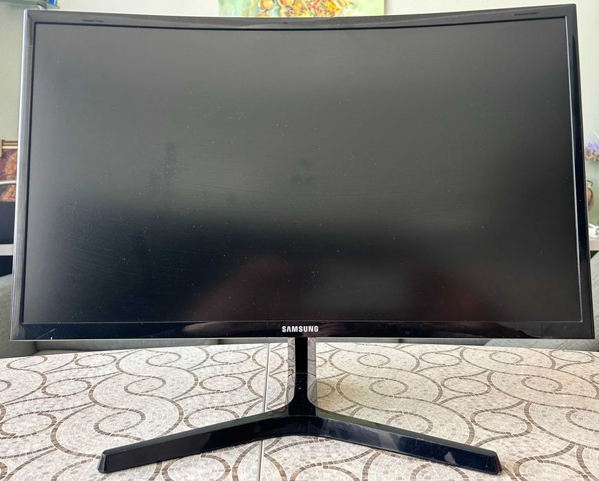 Монітор 24 Samsung C24F396FH