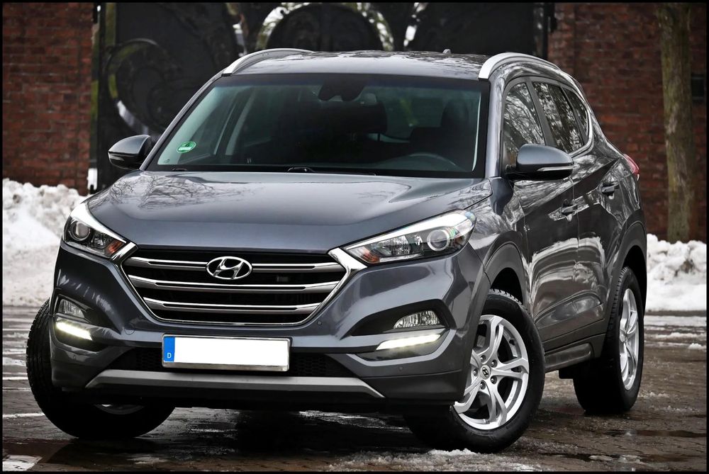 Hyundai Tucson 1.7CRDi 141KM AUTOMAT NAVI KAMERA LineAsist Led Serwis 115tKM zNiemiec