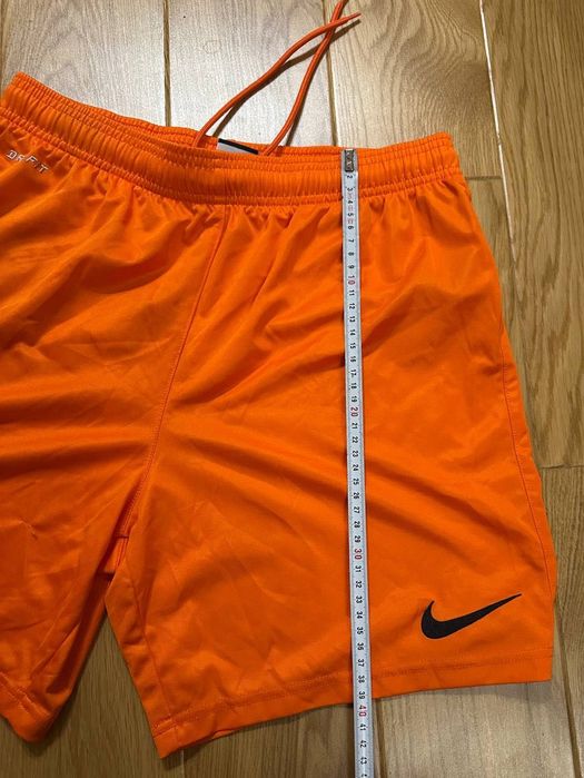 Мужские шорты Nike оранжевые размер S