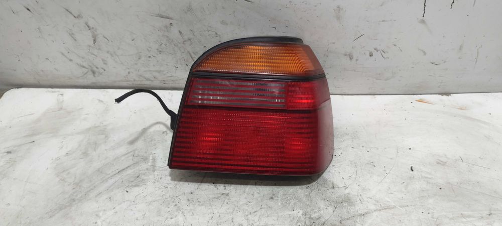 VW Golf III Lampa Prawa Tylna Prawy Tył PT