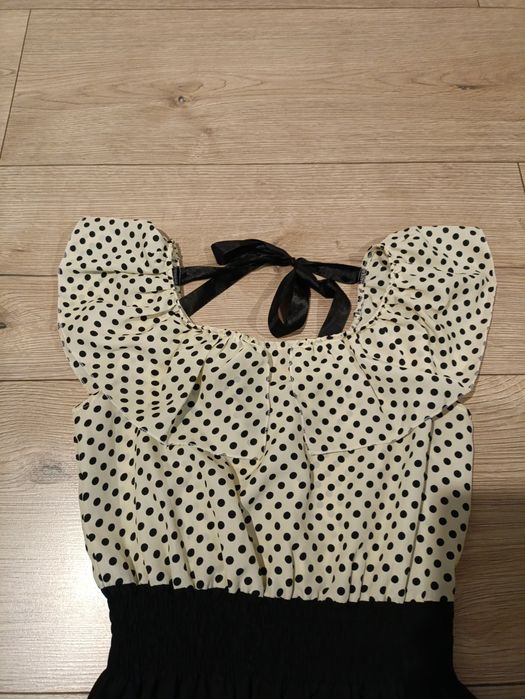 Letnia lekka sukienka