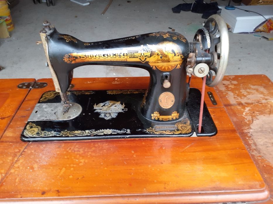 Швейна машинка зінгер