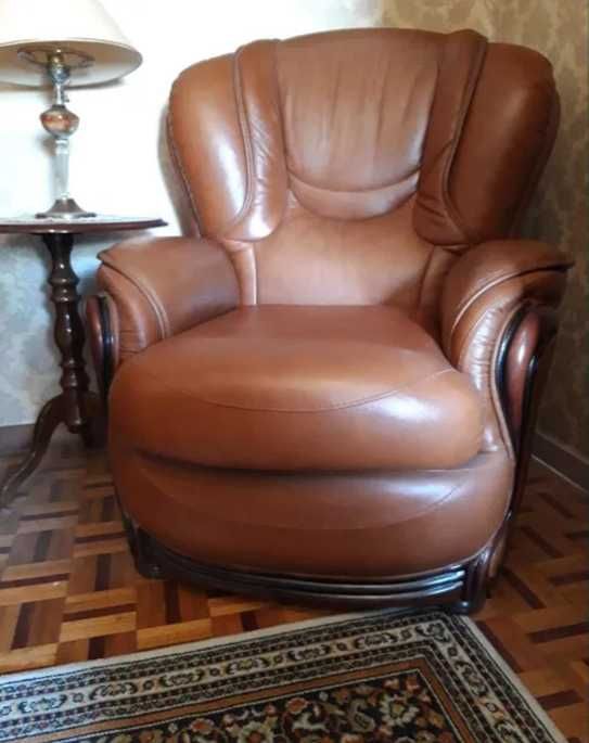 2 Poltronas / Sofá Individual em pele