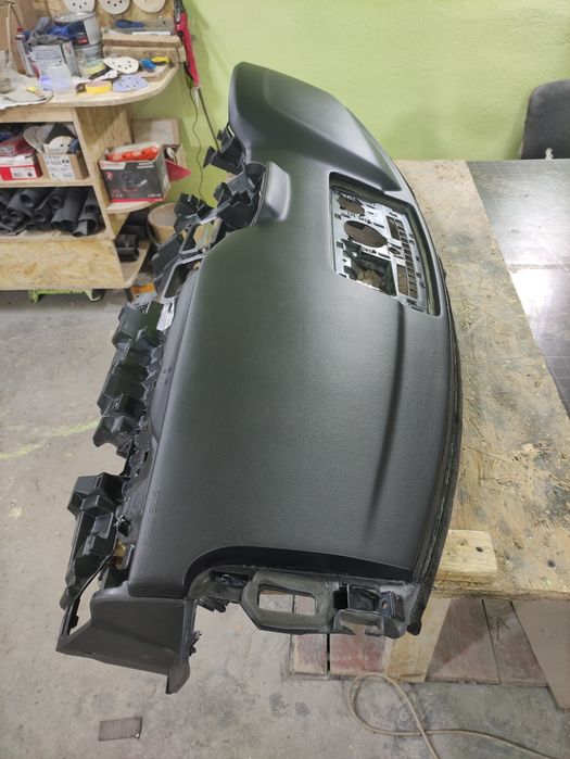 Торпедо консоль/панель Airbag/SRS/Mazda cx5.