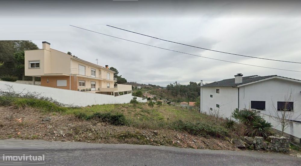 Terreno em Vila Nova de Anha