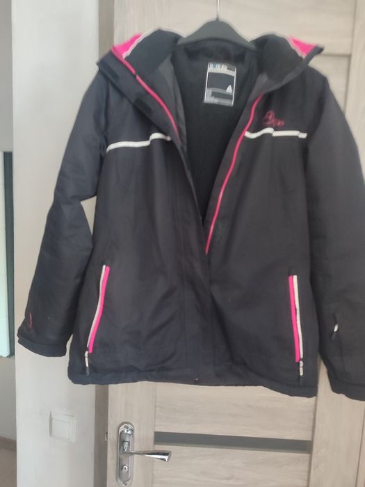 Лижна курточка жіноча