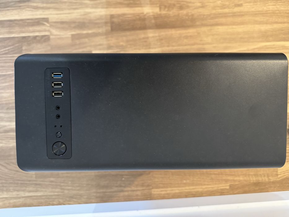 Nox Modus ATX Mid Tower Chassis