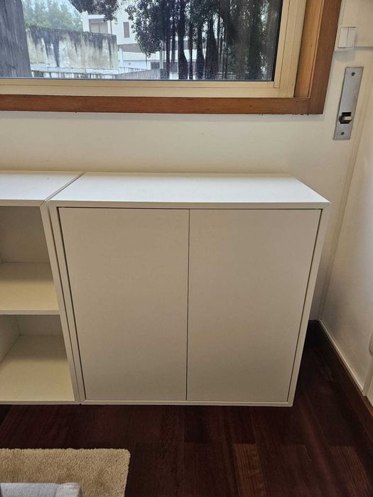 Combinacao de armarios modulares EKET, IKEA