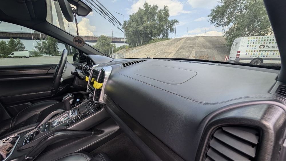 Porsche Cayenn S