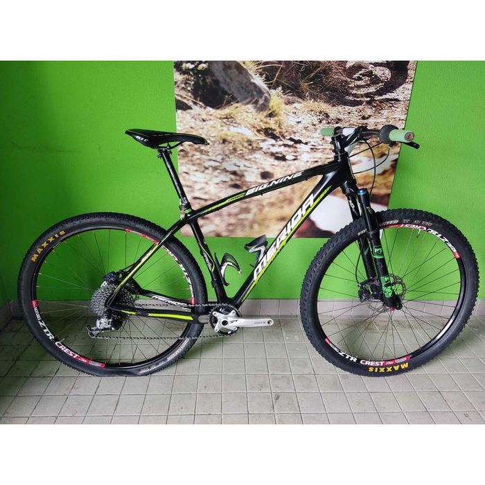 Merida 29 Well-Equipped Super Lightweight