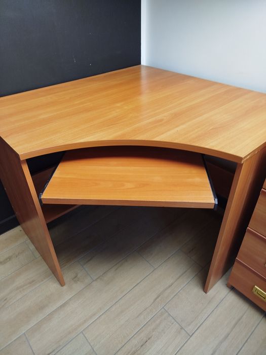 Duże narozne biurko VOX