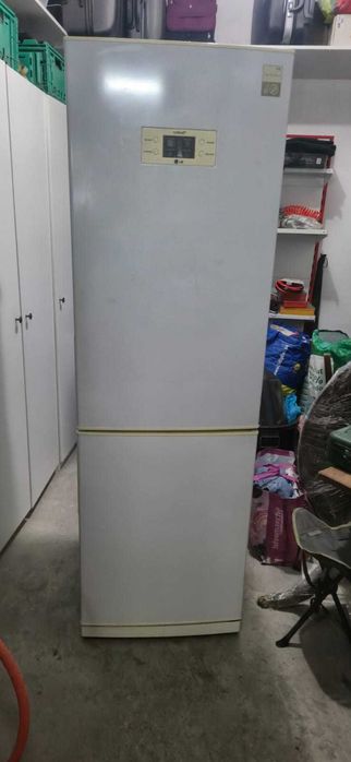 Vendo Frigorífico combinado LG