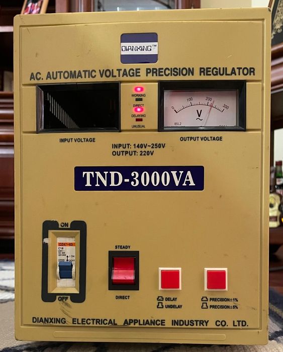 Regulador de potência, voltagem