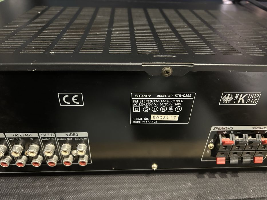 Amplituner stereo SONY STR-D265