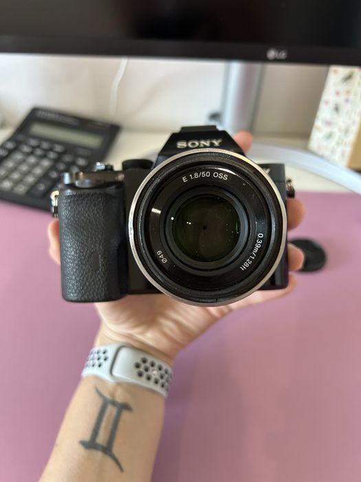 Sony A7S + 50mm f/1.8 Lens + 5 Batteries + 64GB SD