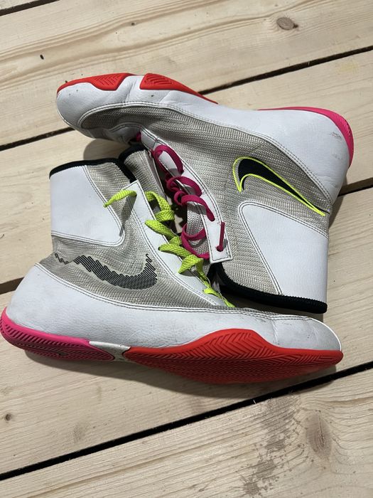 Продам, боксерки  machomai 2 se