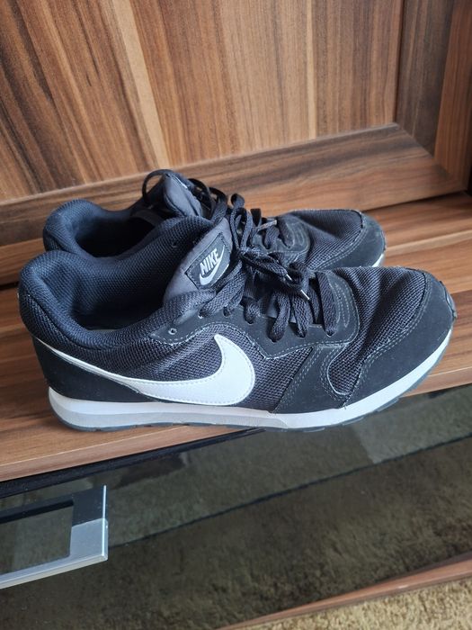 Nike Md Runner2 Oryginalne Sneakersy 40 25cm