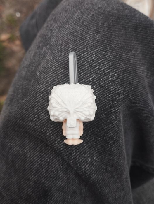 Кіндер Джой дивні дива одинадцять/ strange things/ одинадцята фігурка