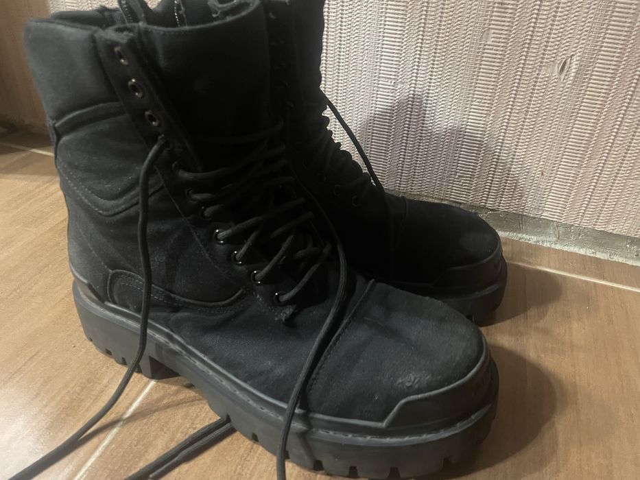 Balenciaga strike