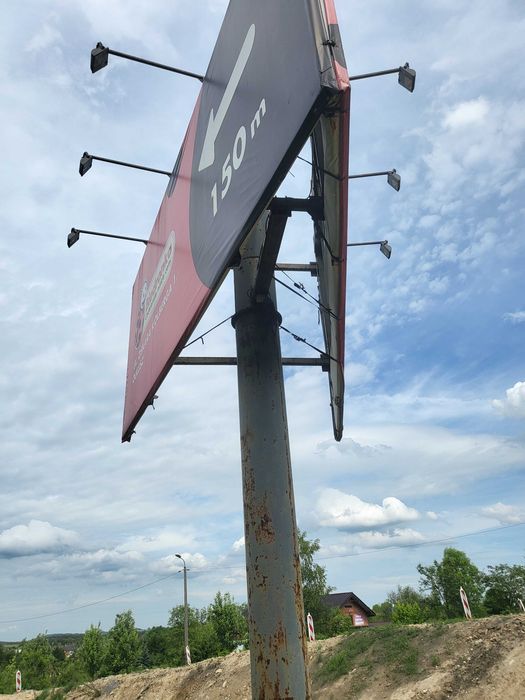 Billbord pylon reklamowy reklama 2x4x8m ogromny podświetlany