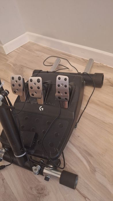 Kierownica Logitech G923