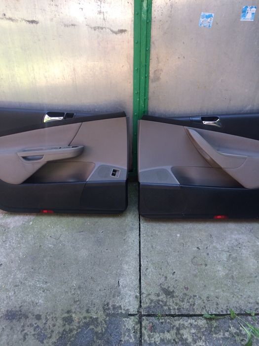 Продам сидіння та карти дверей фольцваген поссат б6